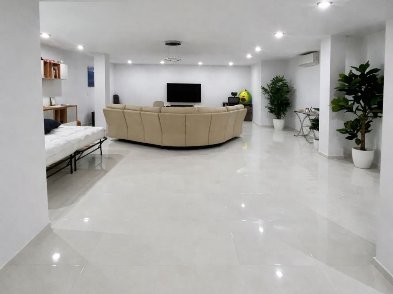 3 bedroom Villa for sale in Villamartin with pool - € 460,000 (Ref: 9964297)