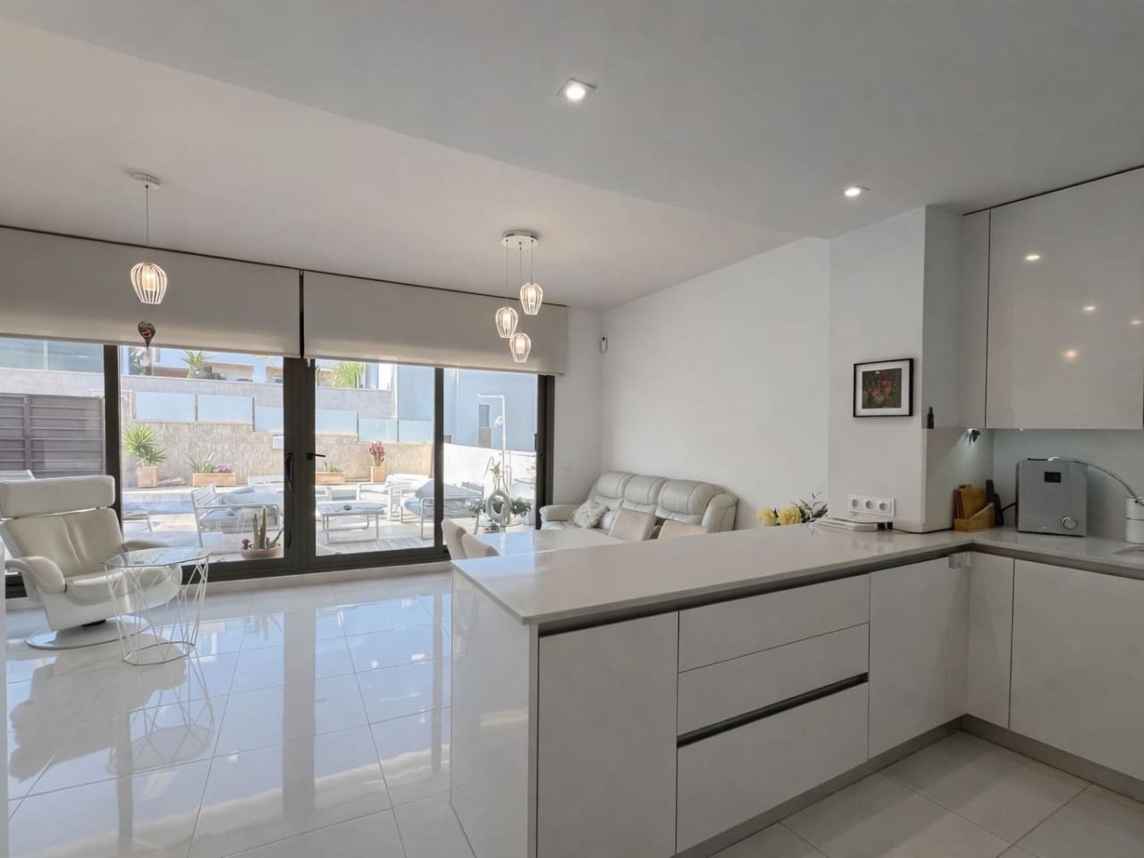 3 bedroom Villa for sale in Villamartin with pool - € 460,000 (Ref: 9964297)