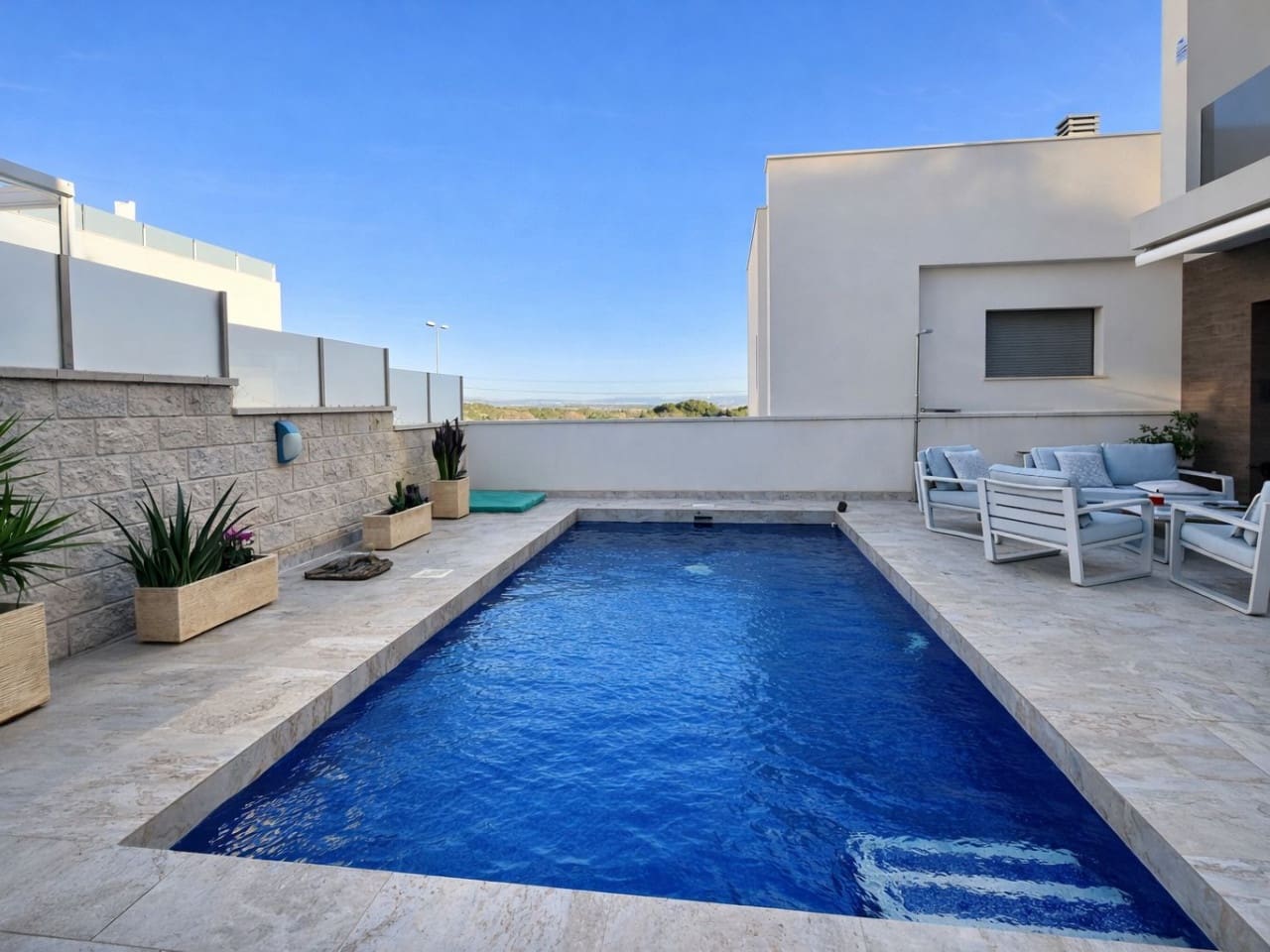 3 bedroom Villa for sale in Villamartin with pool - € 460,000 (Ref: 9964297)