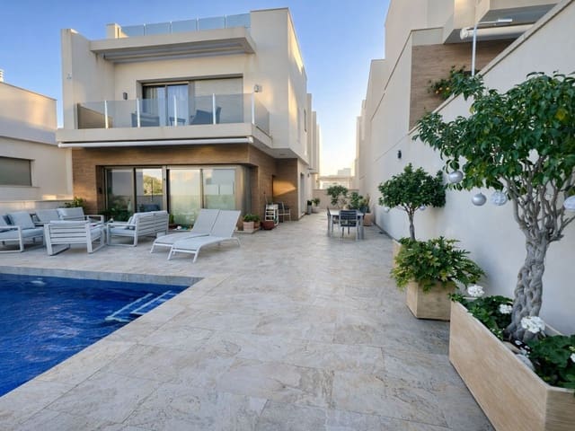 3 sypialnia Willa na sprzedaż w Villamartin, Orihuela z basenem - 460 000 € (Ref: 9964297)