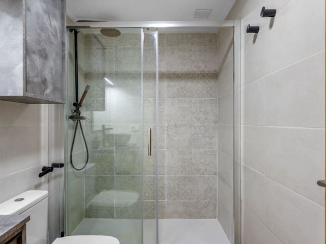 2 soverom Leilighet til salgs i Carolinas Altas, Alicante by - € 189 000 (Ref: 9973592)