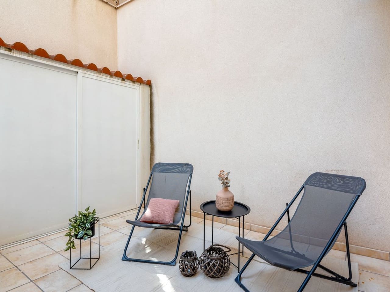 2 Zimmer Apartment zu verkaufen in Alicante / Alacant Stadt - 189.000 € (Ref: 9973592)