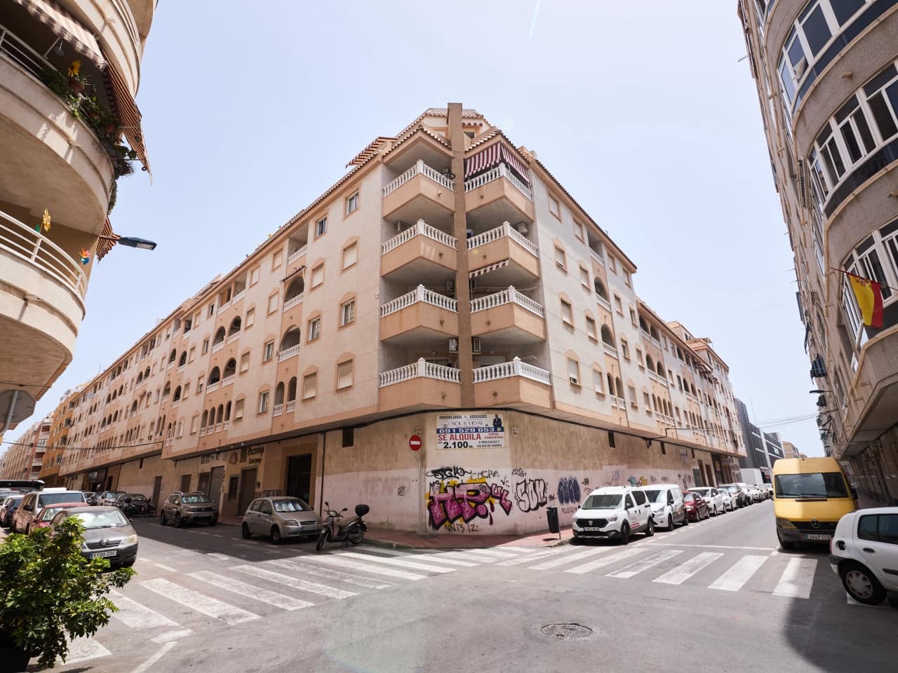 2 soverom Leilighet til salgs i Torrevieja med svømmebasseng - € 149 900 (Ref: 9973593)