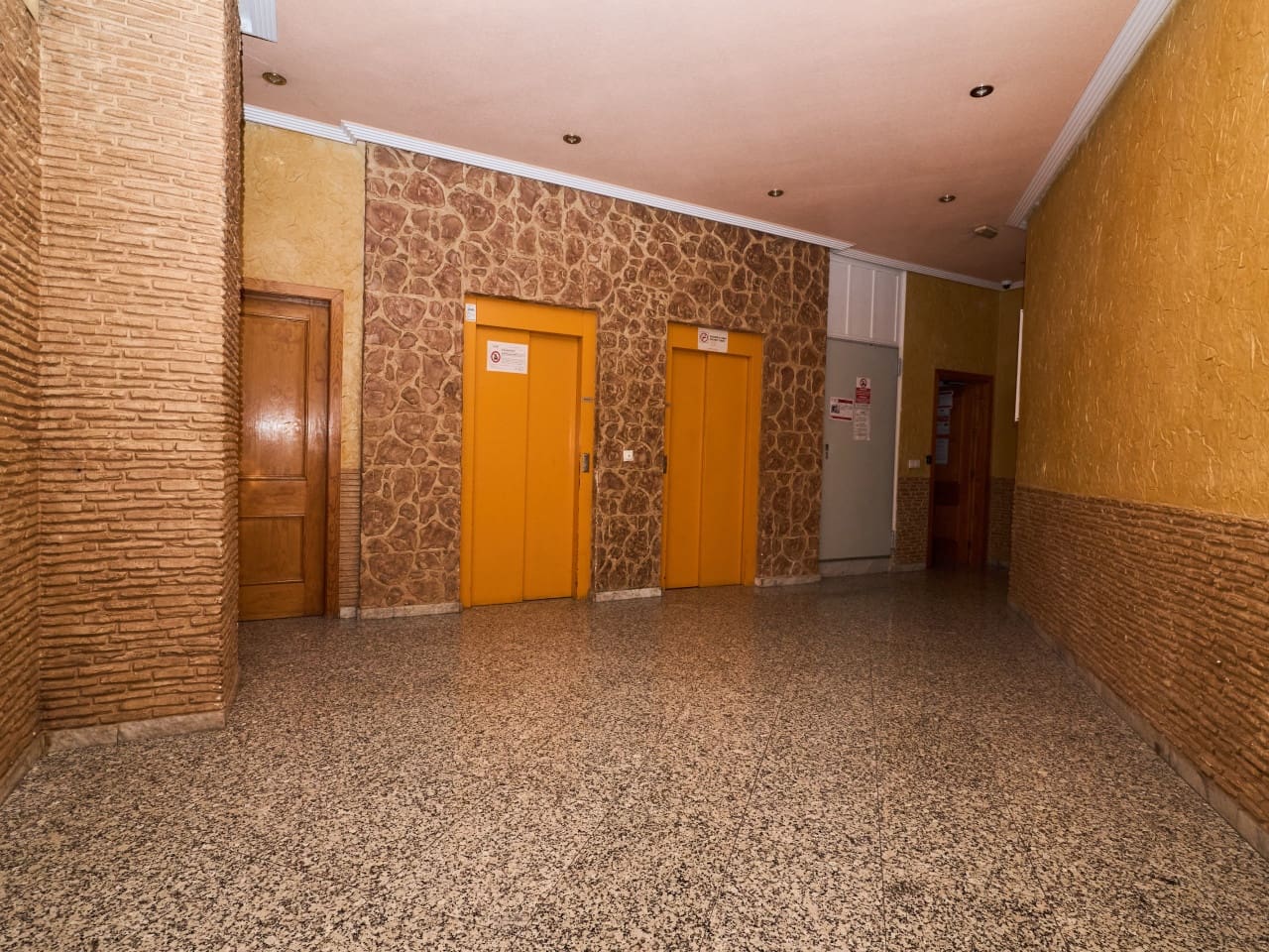 2 soverom Leilighet til salgs i Torrevieja med svømmebasseng - € 149 900 (Ref: 9973593)