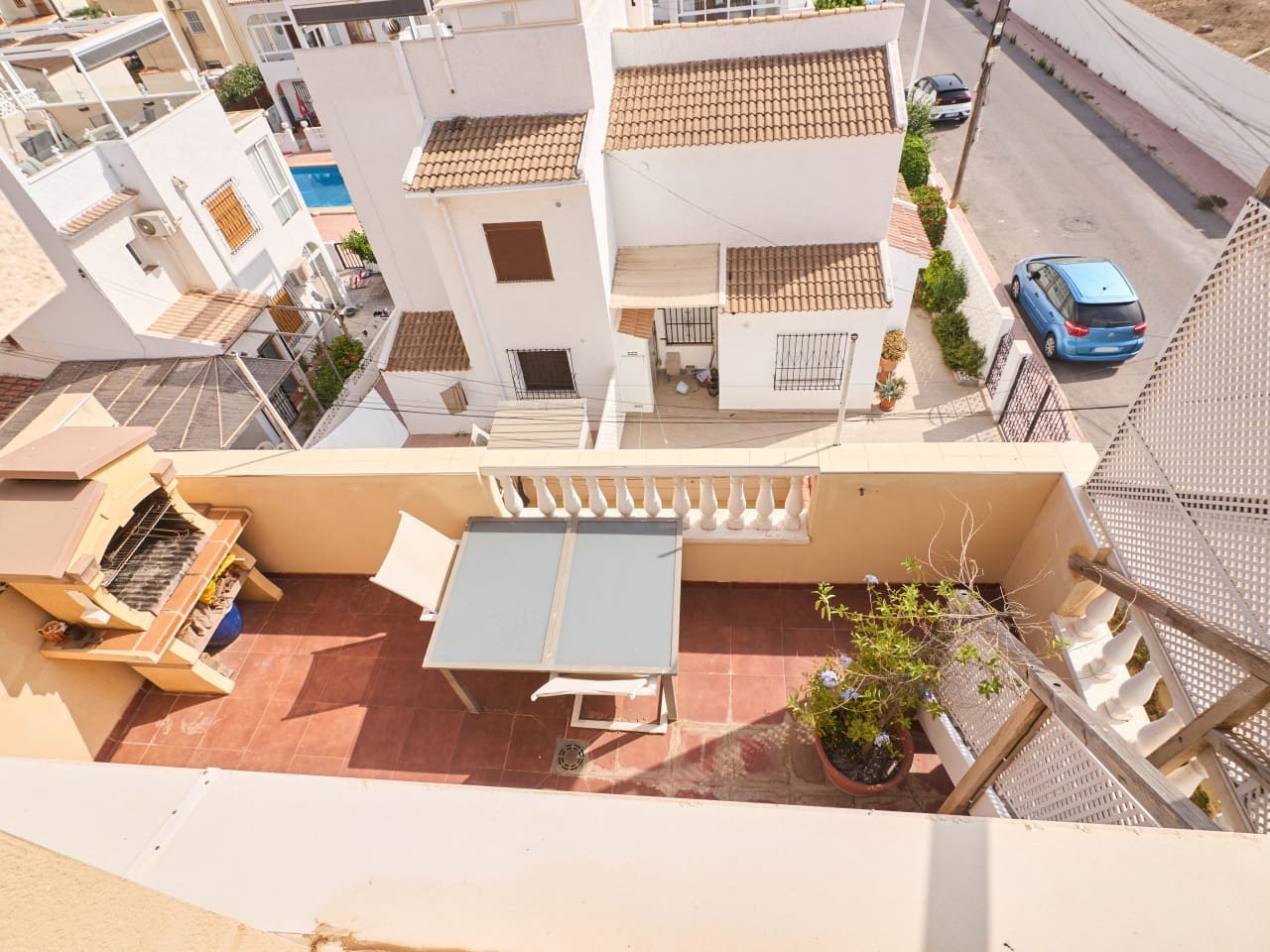 Casa de 3 habitaciones en Torrevieja en venta con piscina garaje - 295.000 € (Ref: 9976400)