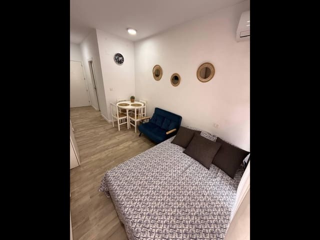 Leilighet til salgs i Playa de los Locos, Torrevieja - € 89 900 (Ref: 9981551)