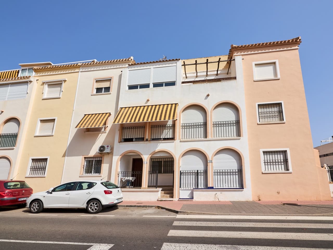 2 quarto Apartamento para venda em Torrevieja com piscina - 143 000 € (Ref: 9990096)