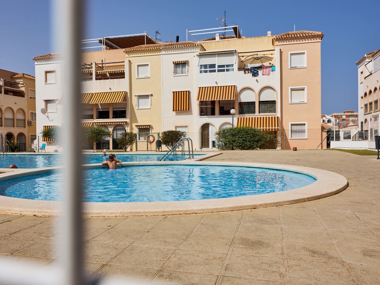 2 quarto Apartamento para venda em Torrevieja com piscina - 143 000 € (Ref: 9990096)