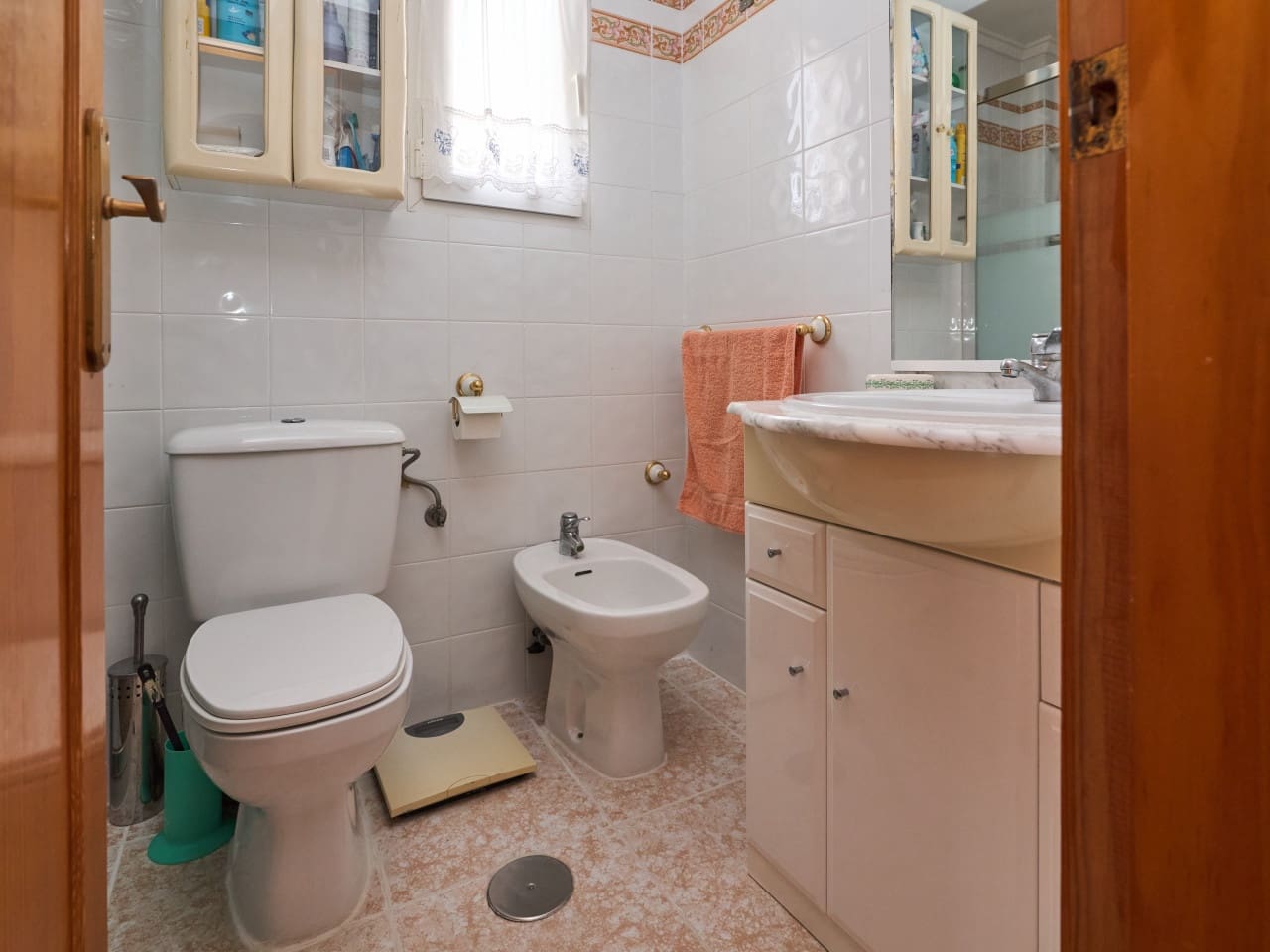 2 quarto Moradia para venda em Torrevieja com piscina - 155 000 € (Ref: 9990097)