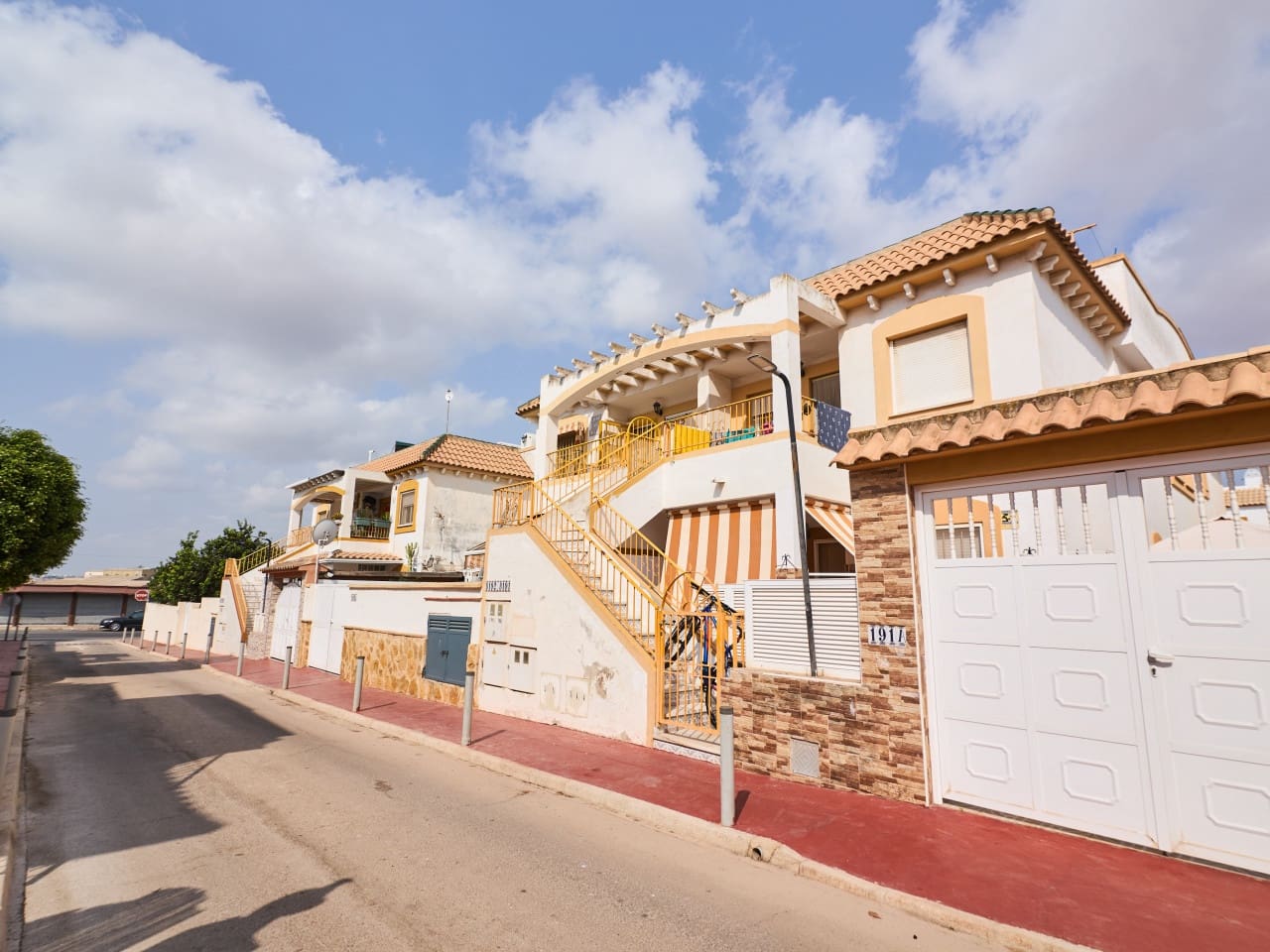 2 quarto Moradia para venda em Torrevieja com piscina - 155 000 € (Ref: 9990097)