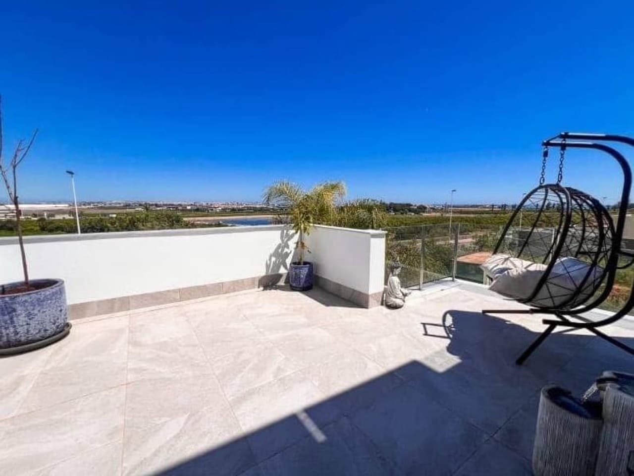 3 sypialnia Willa na sprzedaż w Los Balcones z basenem garażem - 620 000 € (Ref: 9999488)
