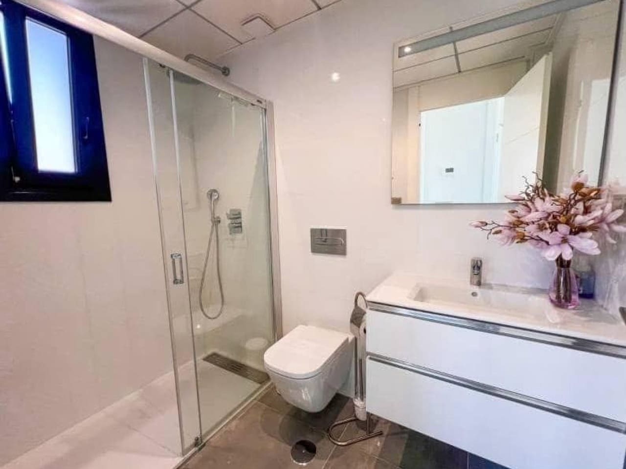 3 sypialnia Willa na sprzedaż w Los Balcones z basenem garażem - 620 000 € (Ref: 9999488)
