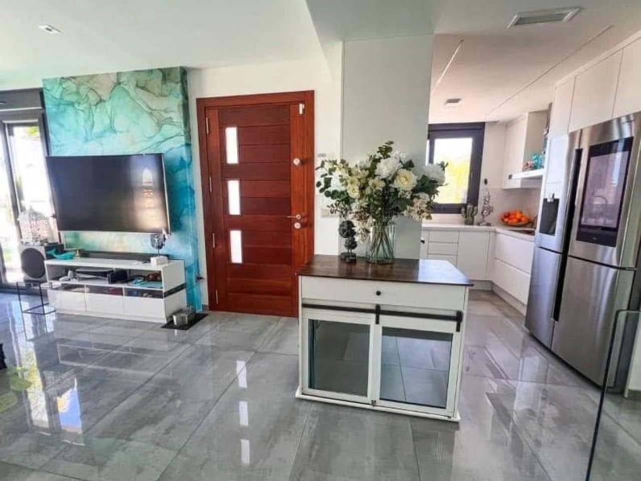 3 sypialnia Willa na sprzedaż w Los Balcones z basenem garażem - 620 000 € (Ref: 9999488)