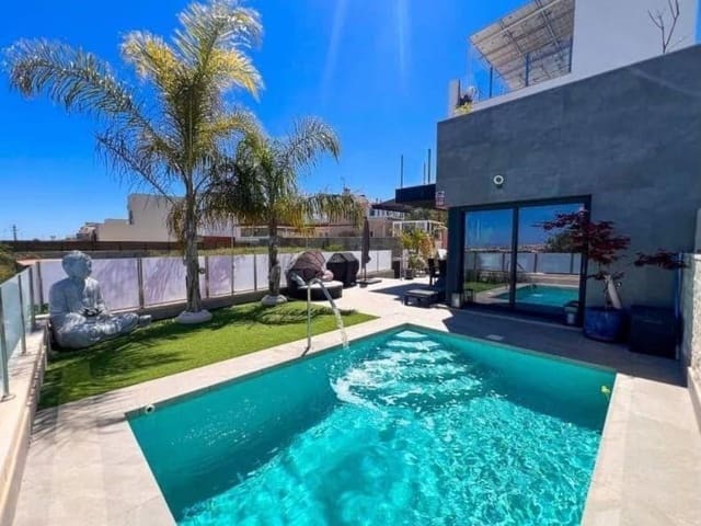 3 slaapkamer Villa te koop in Los Balcones met zwembad garage - € 620.000 (Ref: 9999488)