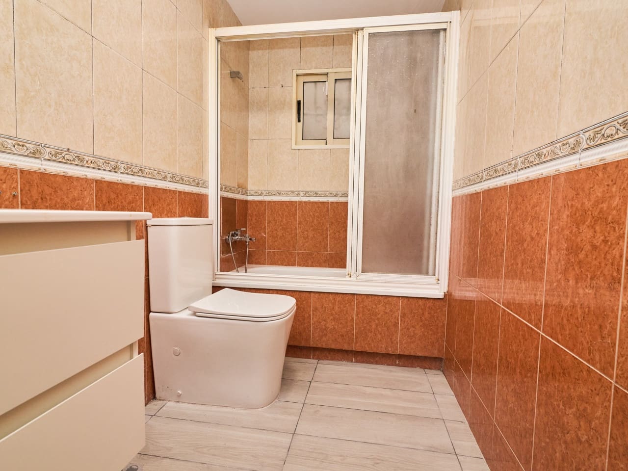 2 bedroom Apartment for sale in Torrevieja - € 147,260 (Ref: 9999489)