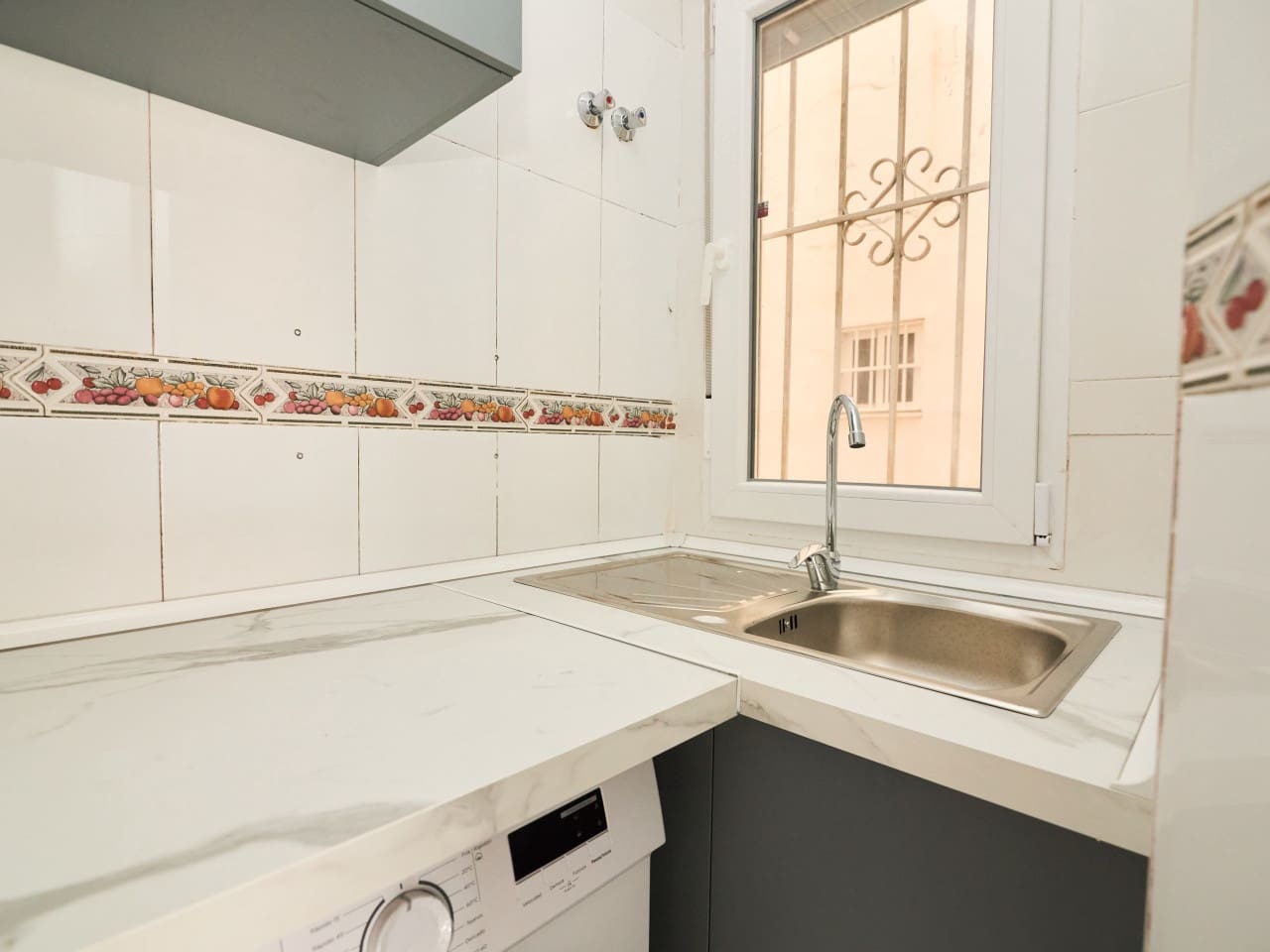 2 bedroom Apartment for sale in Torrevieja - € 147,260 (Ref: 9999489)