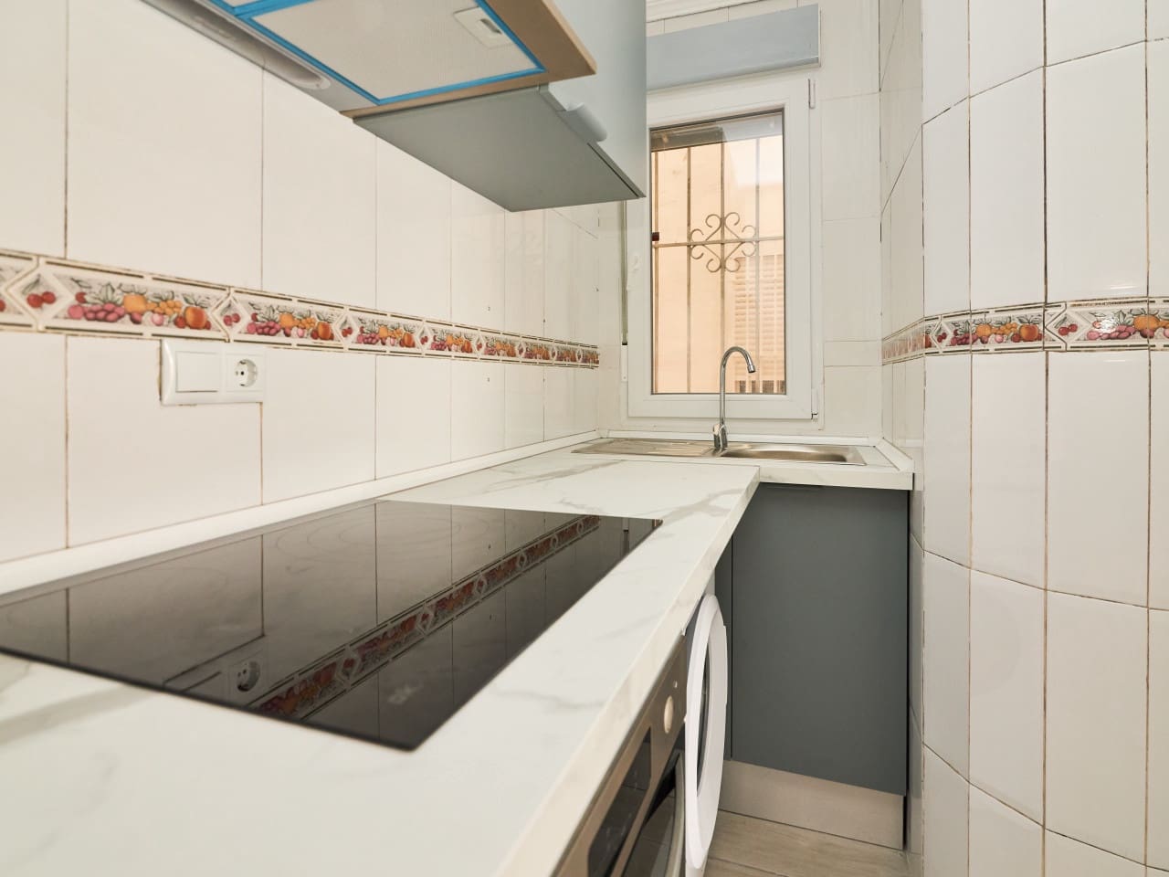2 bedroom Apartment for sale in Torrevieja - € 147,260 (Ref: 9999489)