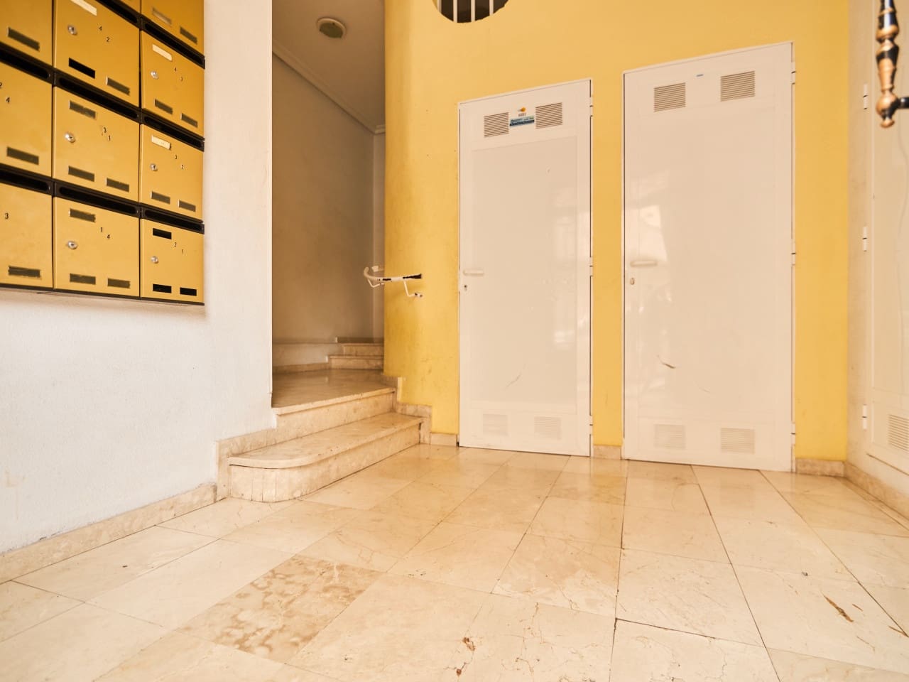 2 bedroom Apartment for sale in Torrevieja - € 147,260 (Ref: 9999489)