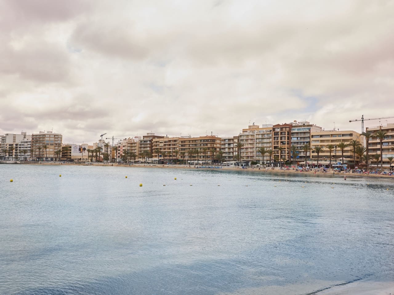 2 bedroom Apartment for sale in Torrevieja - € 147,260 (Ref: 9999489)