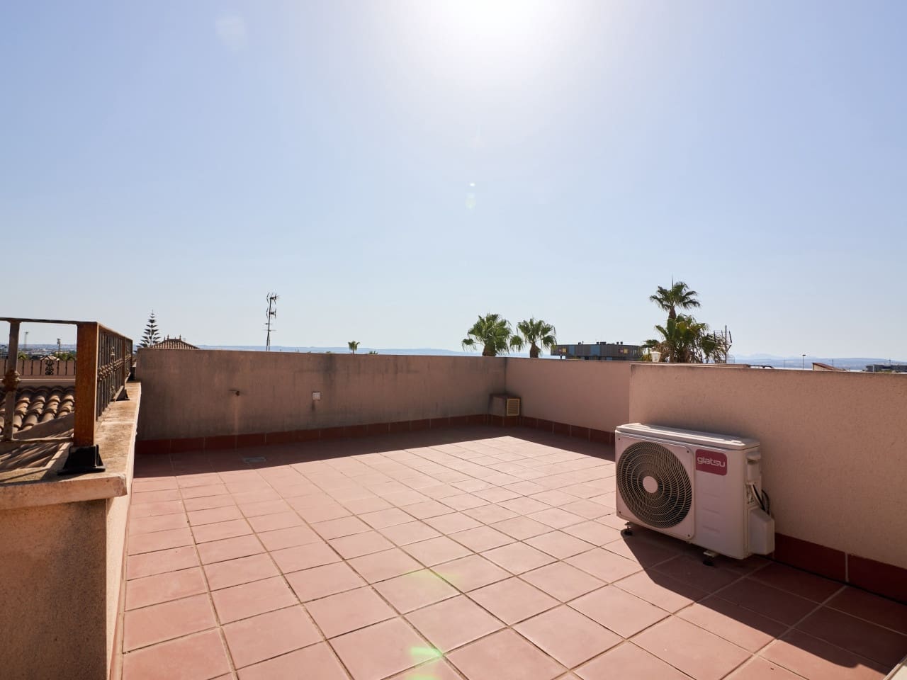 3 soveværelse Byhus til salg i Aguas Nuevas med swimmingpool - € 299.900 (Ref: 9999490)