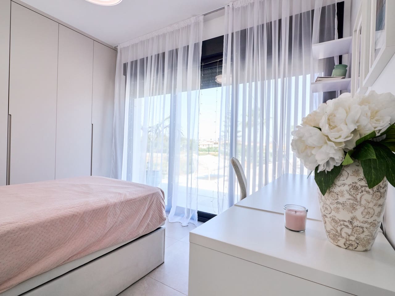 3 sovrum Villa till salu i Orihuela Costa med pool garage - 749 000 € (Ref: 9999491)