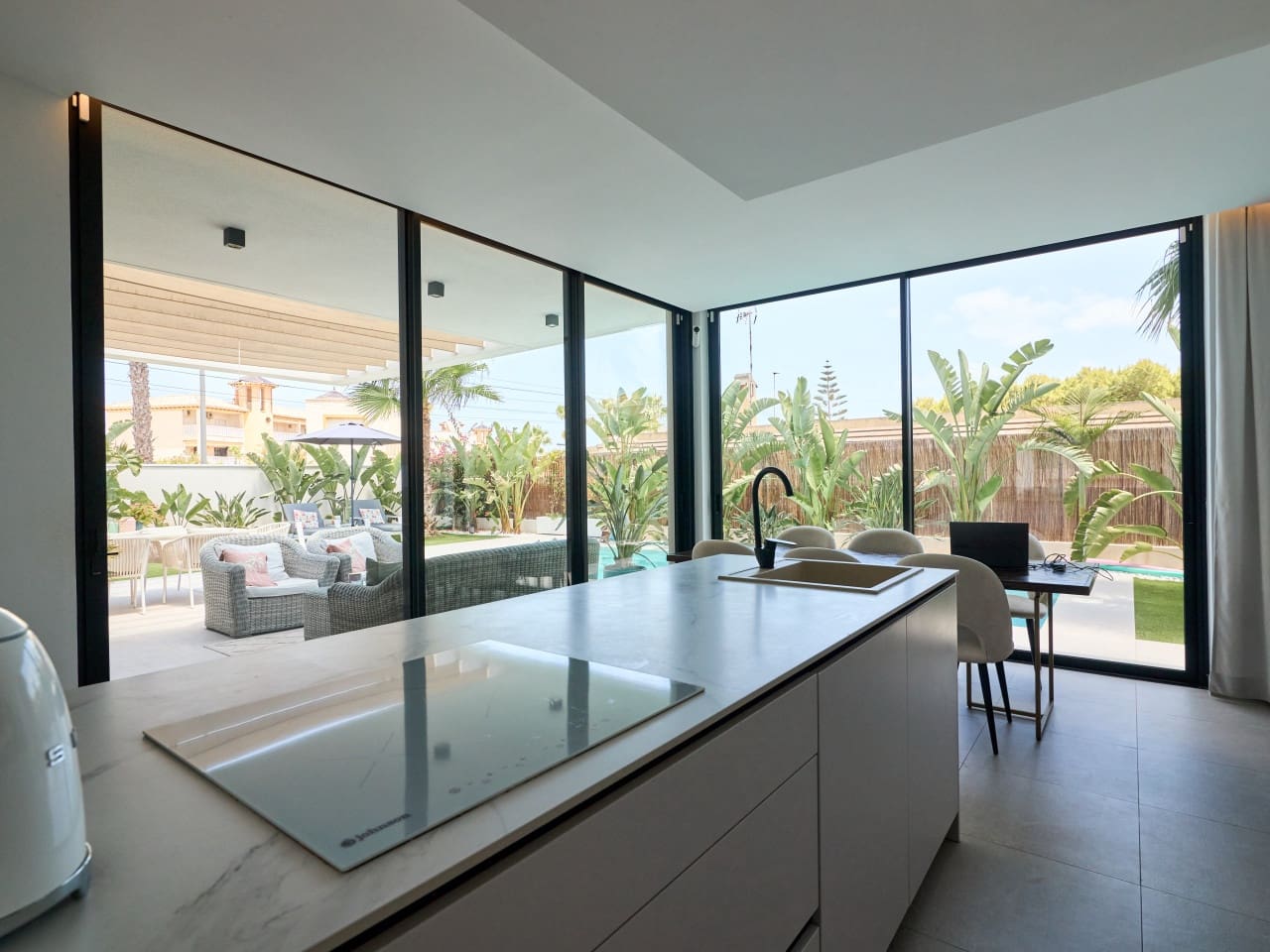 3 sovrum Villa till salu i Orihuela Costa med pool garage - 749 000 € (Ref: 9999491)