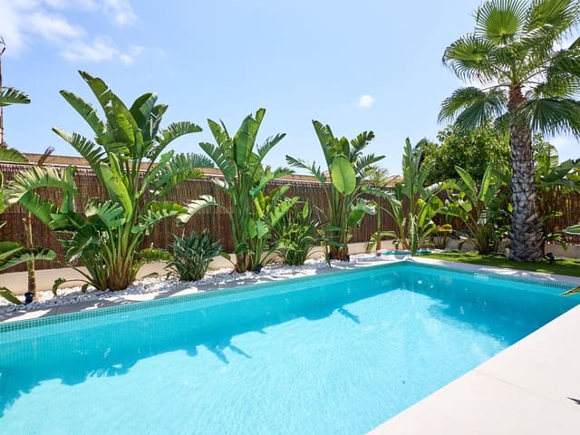 3 soveværelse Villa til salg i Lomas de Cabo Roig - Los Dolses, Orihuela med swimmingpool garage - € 749.000 (Ref: 9999491)