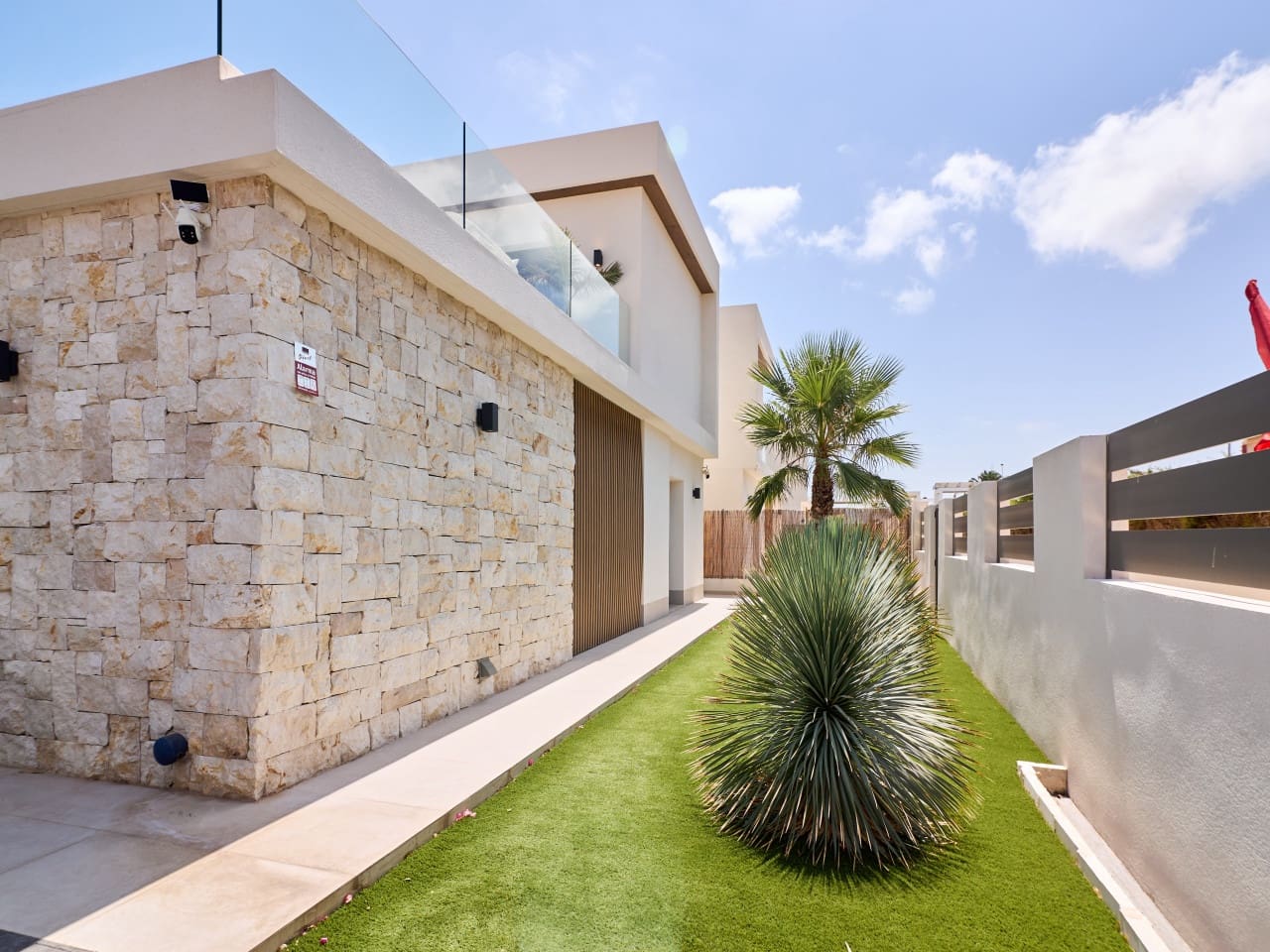 3 sovrum Villa till salu i Orihuela Costa med pool garage - 749 000 € (Ref: 9999491)