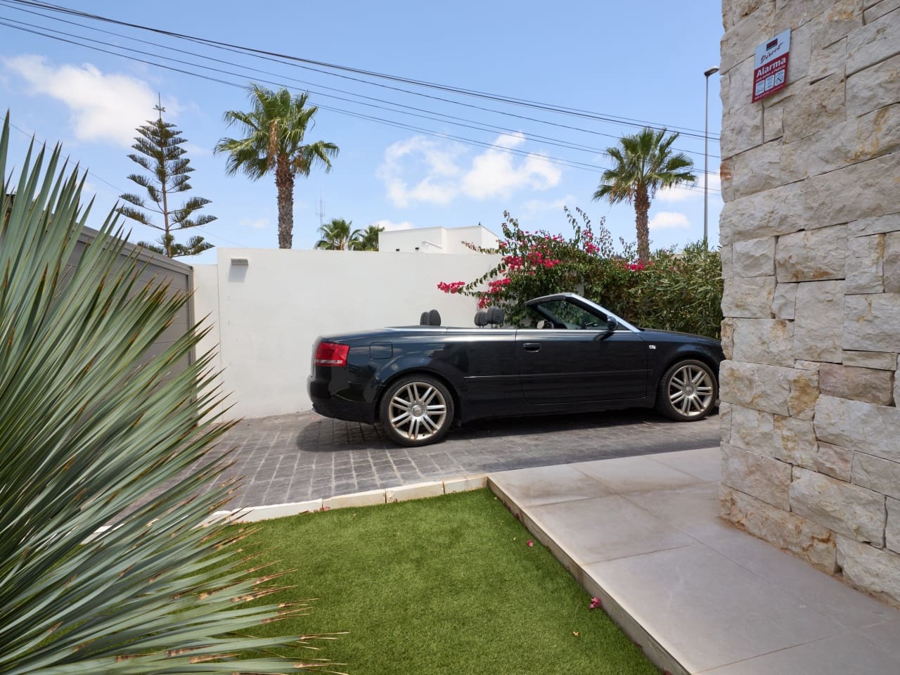 3 sovrum Villa till salu i Orihuela Costa med pool garage - 749 000 € (Ref: 9999491)