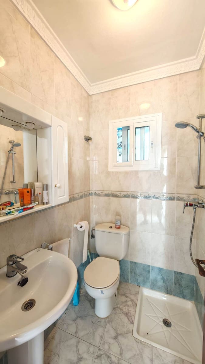 3 quarto Moradia Geminada para venda em Torrox-Costa com piscina - 399 000 € (Ref: 10015025)