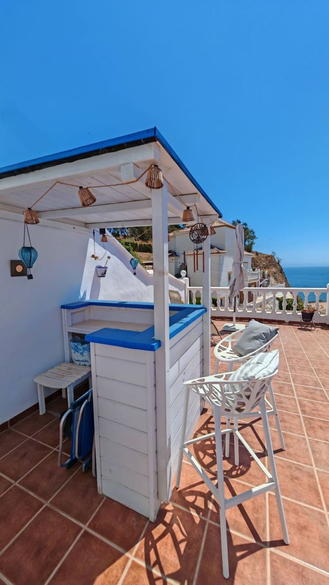 3 quarto Moradia Geminada para venda em Torrox-Costa com piscina - 399 000 € (Ref: 10015025)