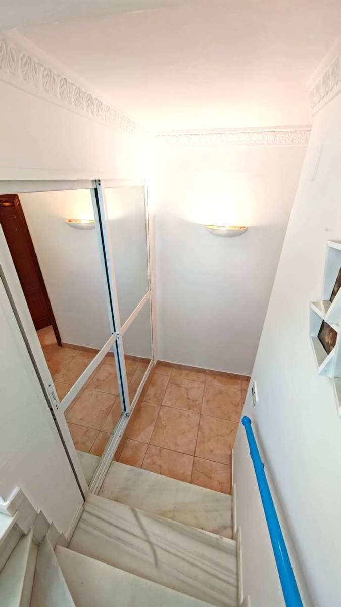 3 quarto Moradia Geminada para venda em Torrox-Costa com piscina - 399 000 € (Ref: 10015025)