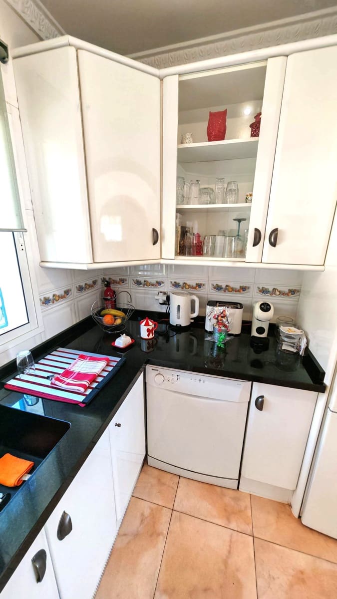 3 quarto Moradia Geminada para venda em Torrox-Costa com piscina - 399 000 € (Ref: 10015025)