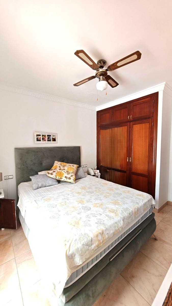3 quarto Moradia Geminada para venda em Torrox-Costa com piscina - 399 000 € (Ref: 10015025)