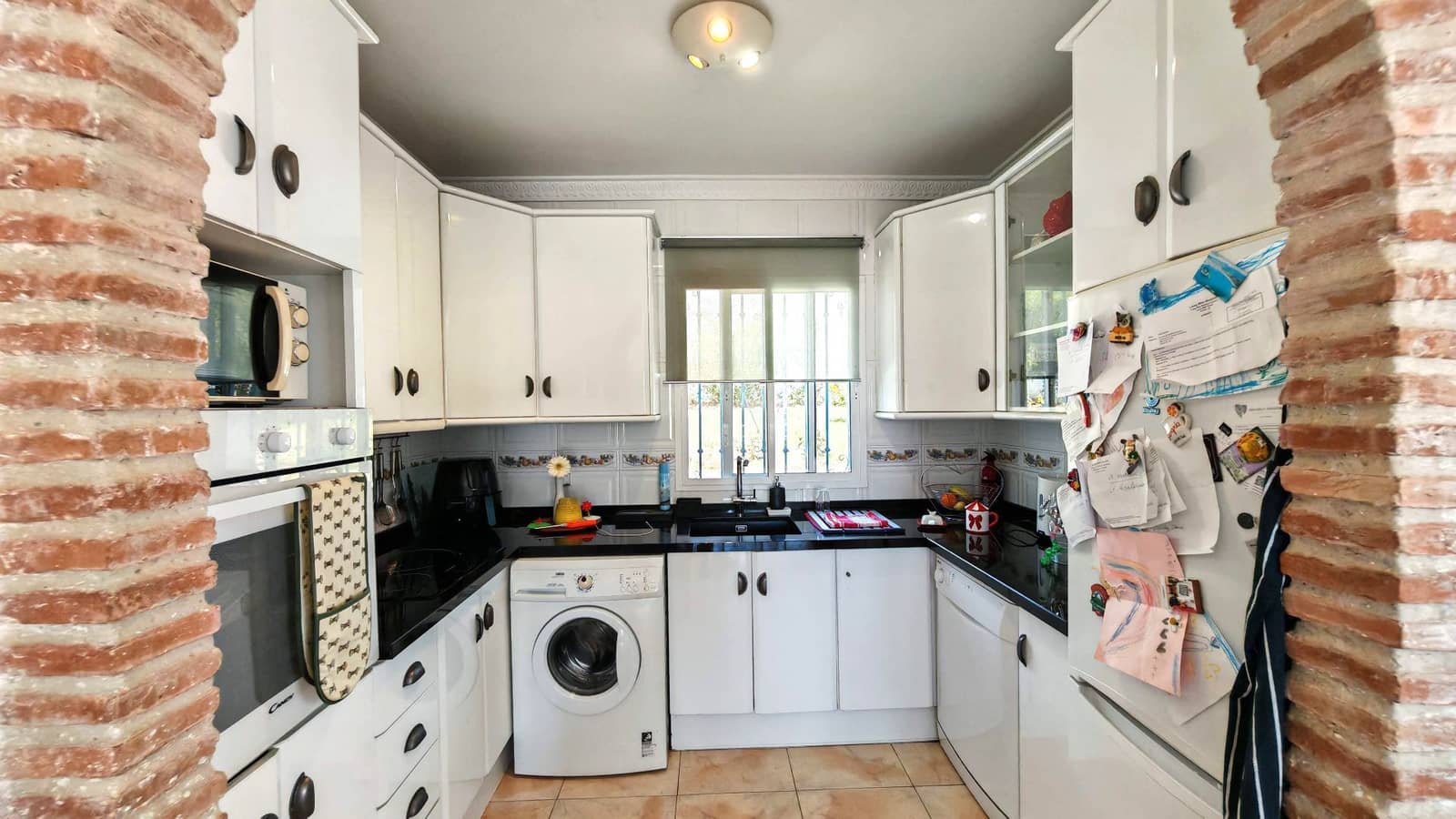 3 quarto Moradia Geminada para venda em Torrox-Costa com piscina - 399 000 € (Ref: 10015025)