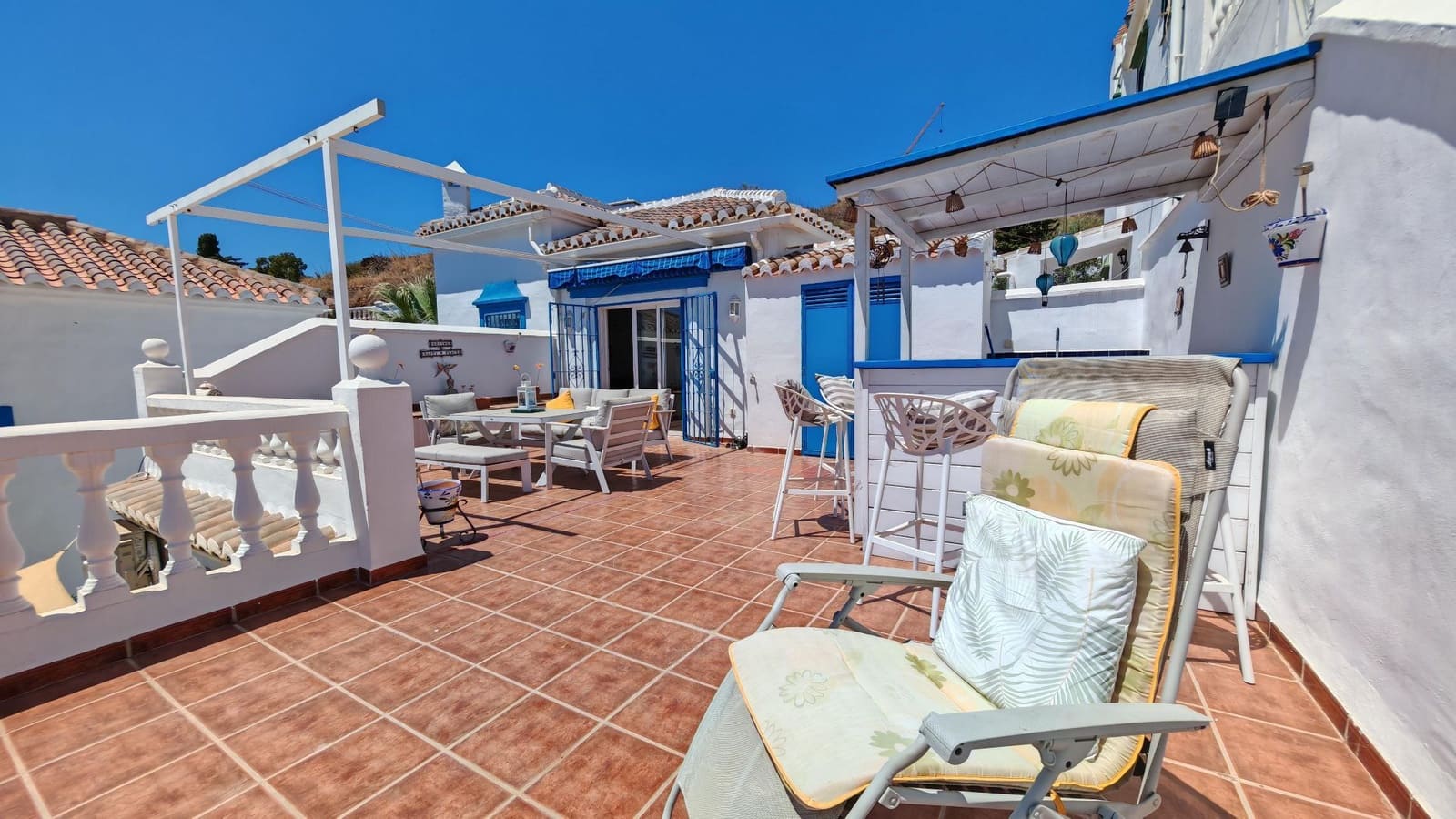 3 quarto Moradia Geminada para venda em Torrox-Costa com piscina - 399 000 € (Ref: 10015025)