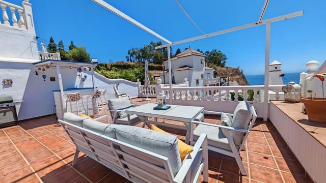 3 quarto Moradia Geminada para venda em Torrox-Costa, Torrox com piscina - 399 000 € (Ref: 10015025)