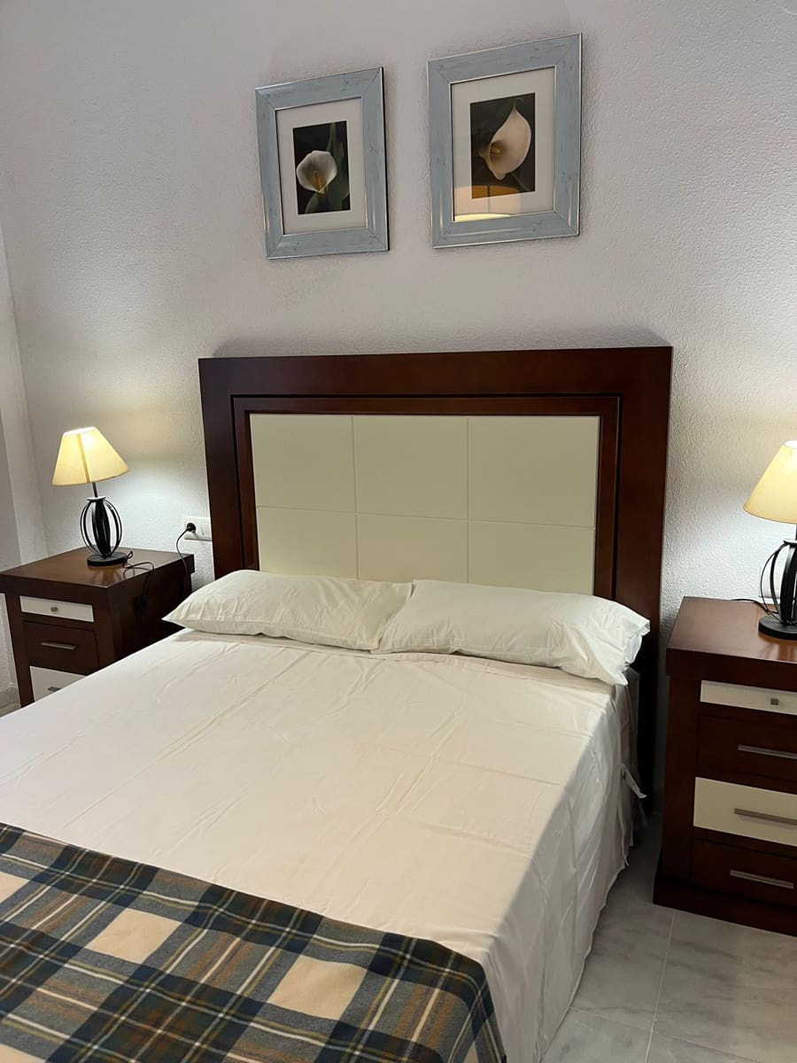 2 sypialnia Mieszkanie na sprzedaż w Torrox-Costa z garażem - 245 000 € (Ref: 10031427)
