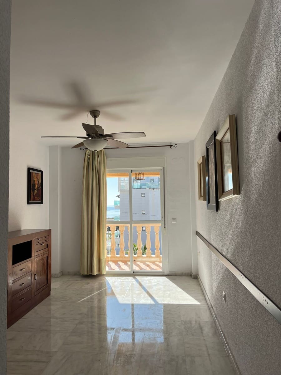 2 sypialnia Mieszkanie na sprzedaż w Torrox-Costa z garażem - 245 000 € (Ref: 10031427)
