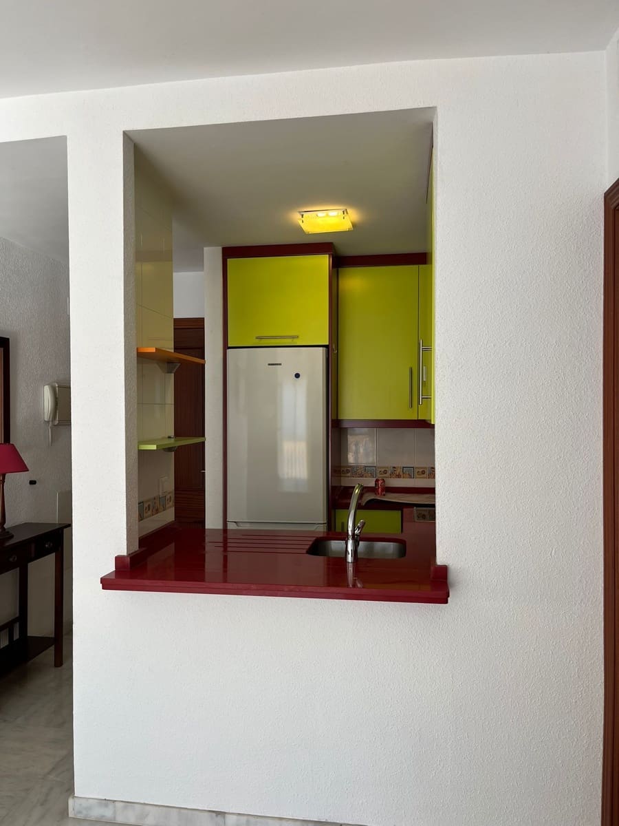 2 sypialnia Mieszkanie na sprzedaż w Torrox-Costa z garażem - 245 000 € (Ref: 10031427)