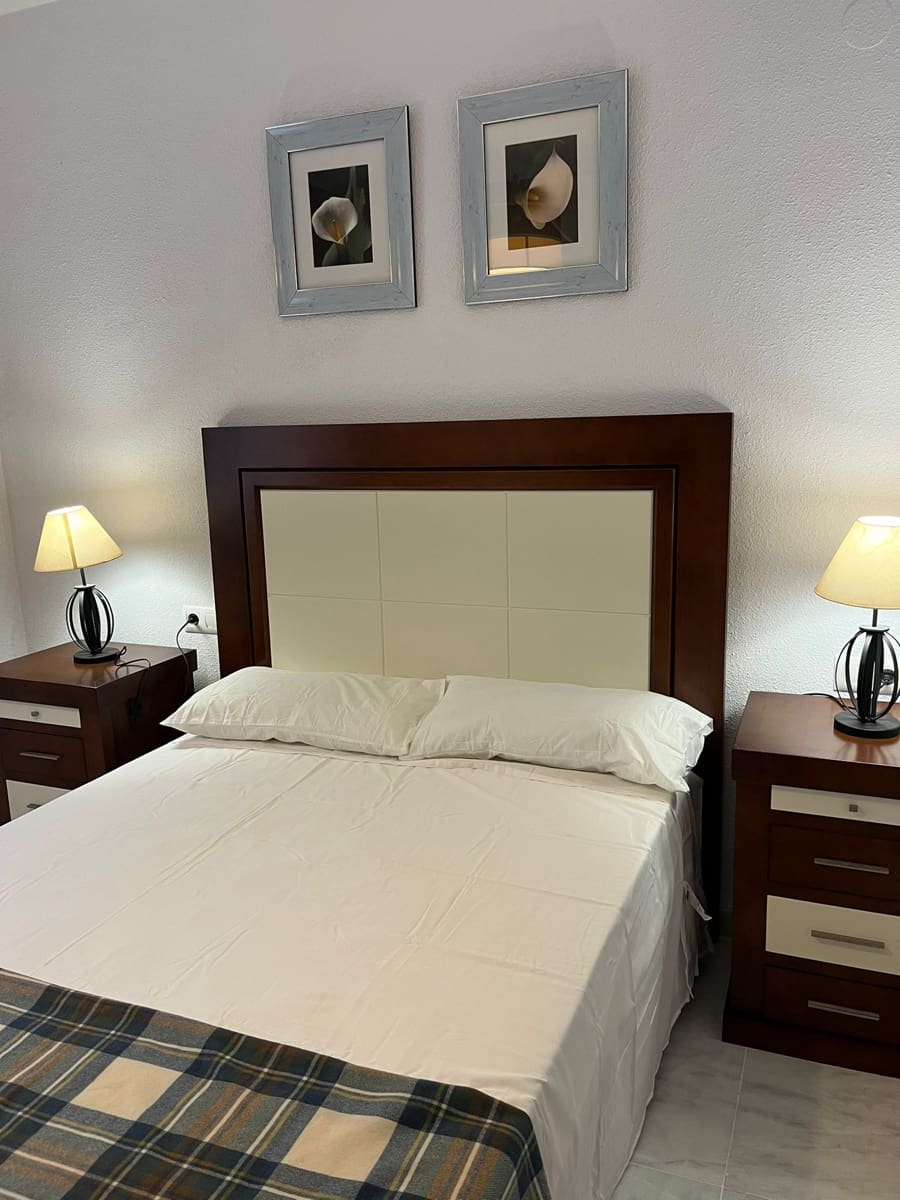 2 sypialnia Mieszkanie na sprzedaż w Torrox-Costa z garażem - 245 000 € (Ref: 10031427)