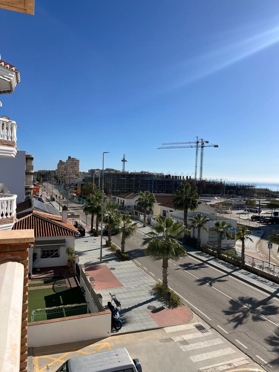 2 sypialnia Mieszkanie na sprzedaż w Torrox-Costa z garażem - 245 000 € (Ref: 10031427)