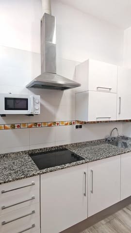 2 bedroom Commercial for sale in Torrox-Costa, Torrox - € 189,000 (Ref: 10031428)