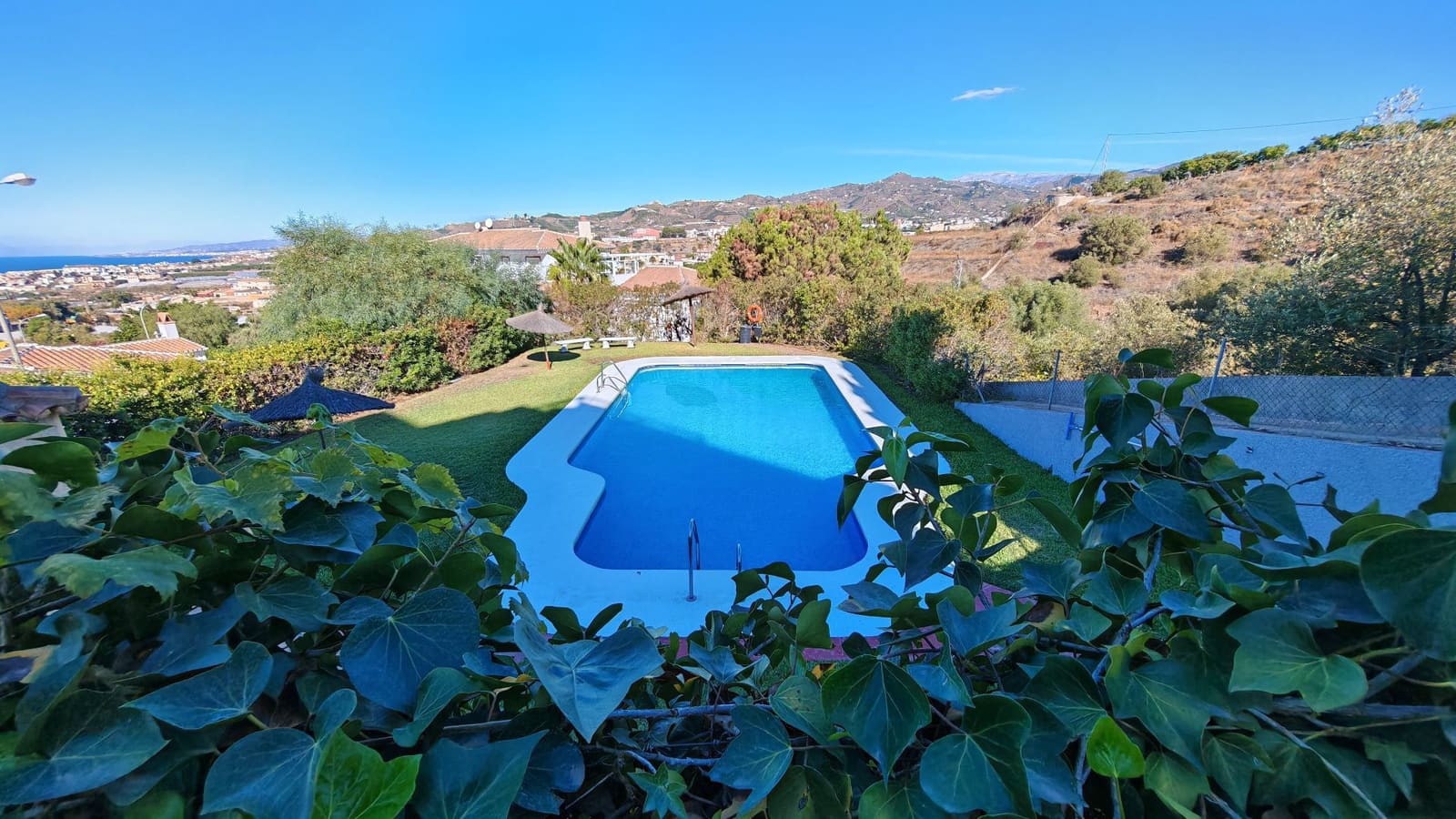 1 Zimmer Apartment zu verkaufen in Torrox Park mit Pool - 176.000 € (Ref: 10038648)