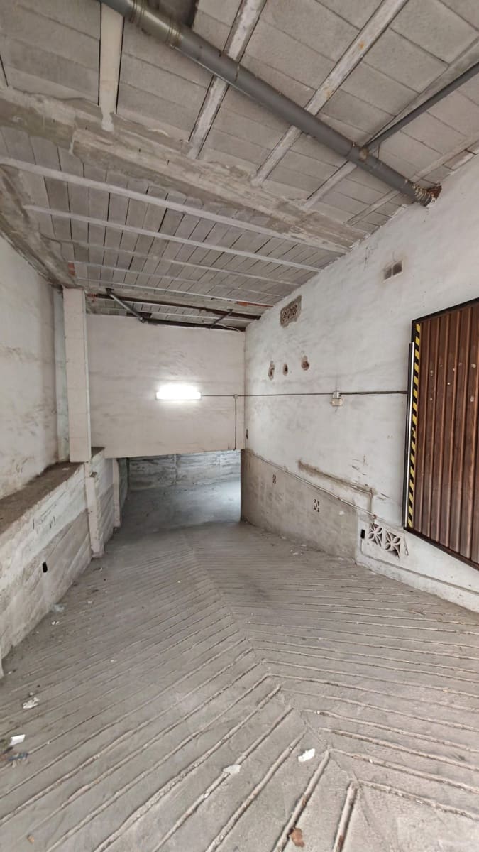 Garage for rent in Torrox-Costa - € 250 (Ref: 10042466)
