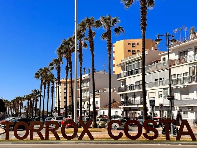 Garagem para arrendar em Torrox-Costa, Torrox - 250 € (Ref: 10042466)