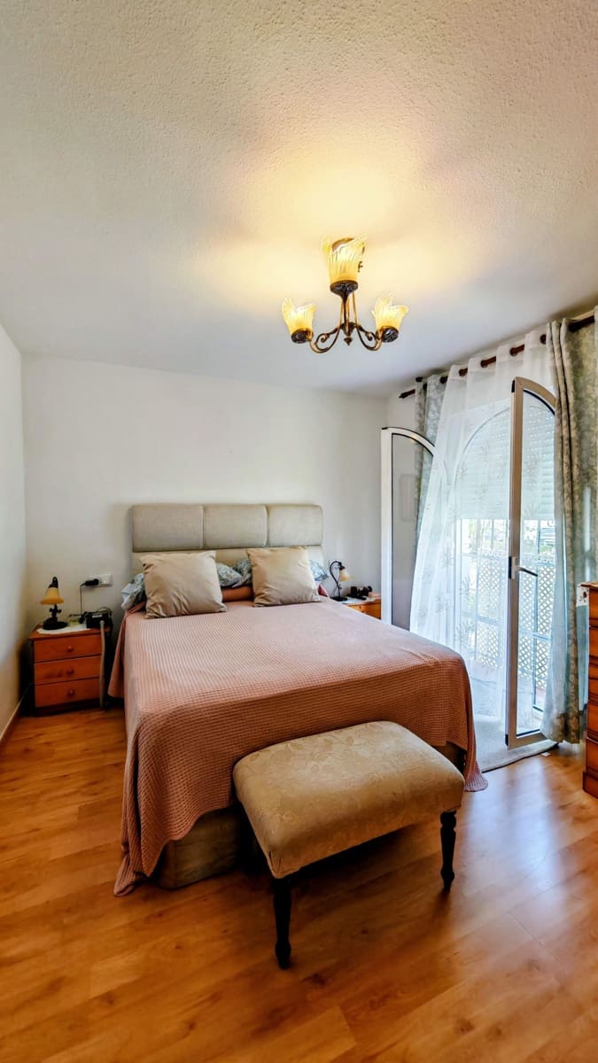 2 Zimmer Apartment zu verkaufen in Torrox-Costa mit Pool - 299.000 € (Ref: 10044425)