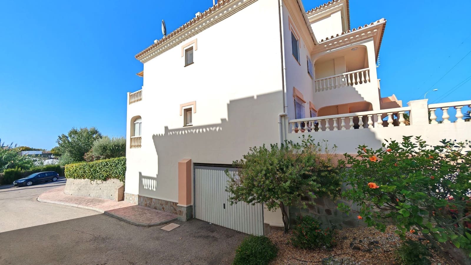 Garage à louer à Torrox Park - 120 € (Ref: 10048699)