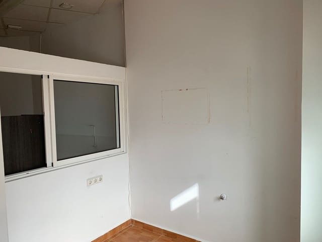 2 makuuhuone Kaupallinen myytävänä paikassa Torrox-Costa, Torrox - 154 900 € (Ref: 10057947)