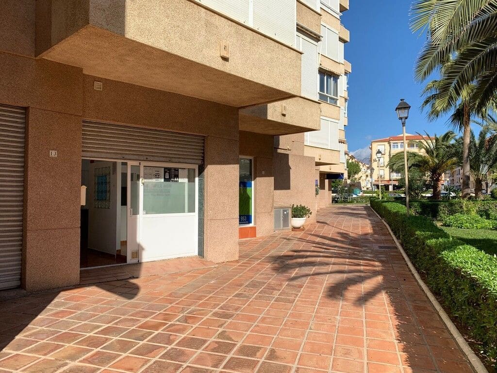 2 sovrum Kommersiell till salu i Torrox-Costa - 154 900 € (Ref: 10057947)